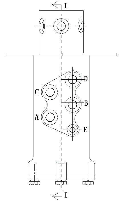 Hydraulic slewing connector with large slewing angle