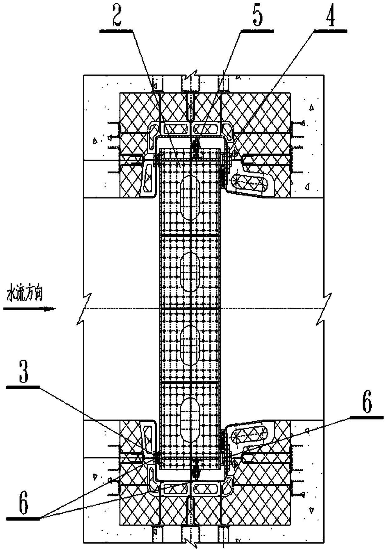 Improvement method and structure of a plane sliding gate with extra high water head