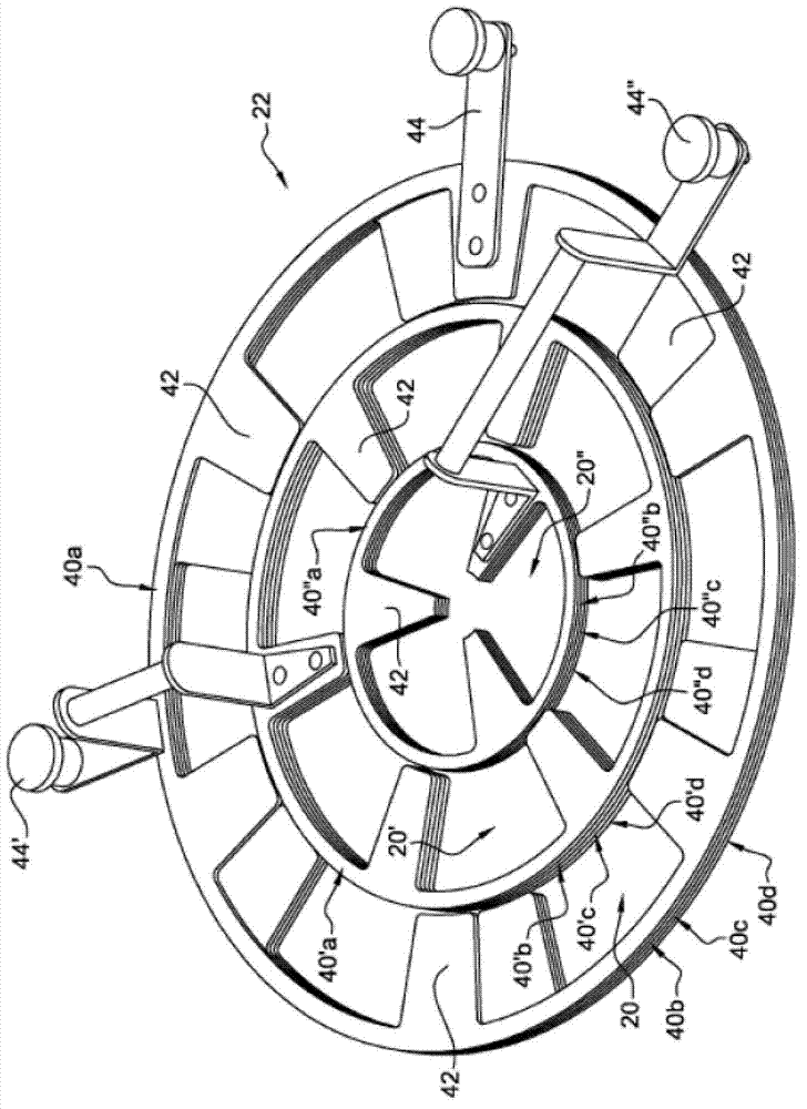 Device for filling a container with solid particles comprising a diaphragm