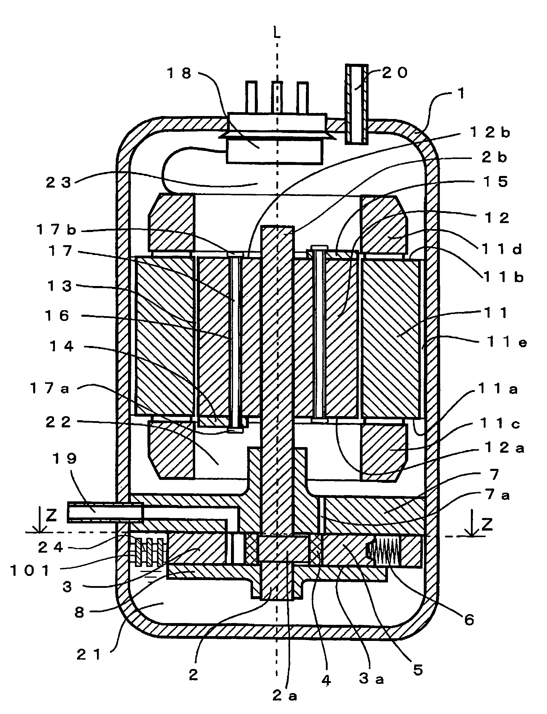 Hermetic type compressor with wave-suppressing member in the oil reservoir