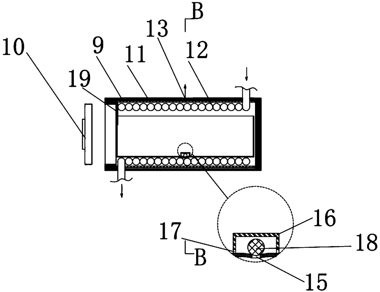 Efficient emergency hot water generator and using method thereof