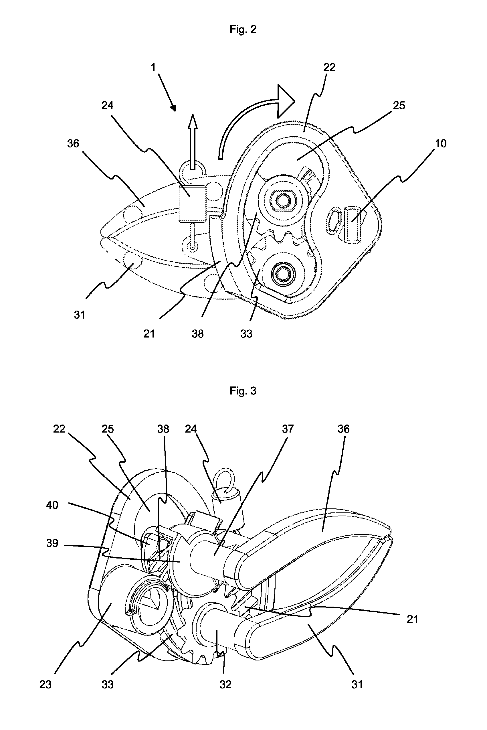 Holding device for locking the head of a syringe piston on a syringe pump pusher