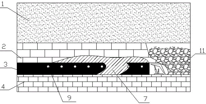 Horizontal fragmentation hydrofracturing chemical modification method for lamprophyres in thick coal seam