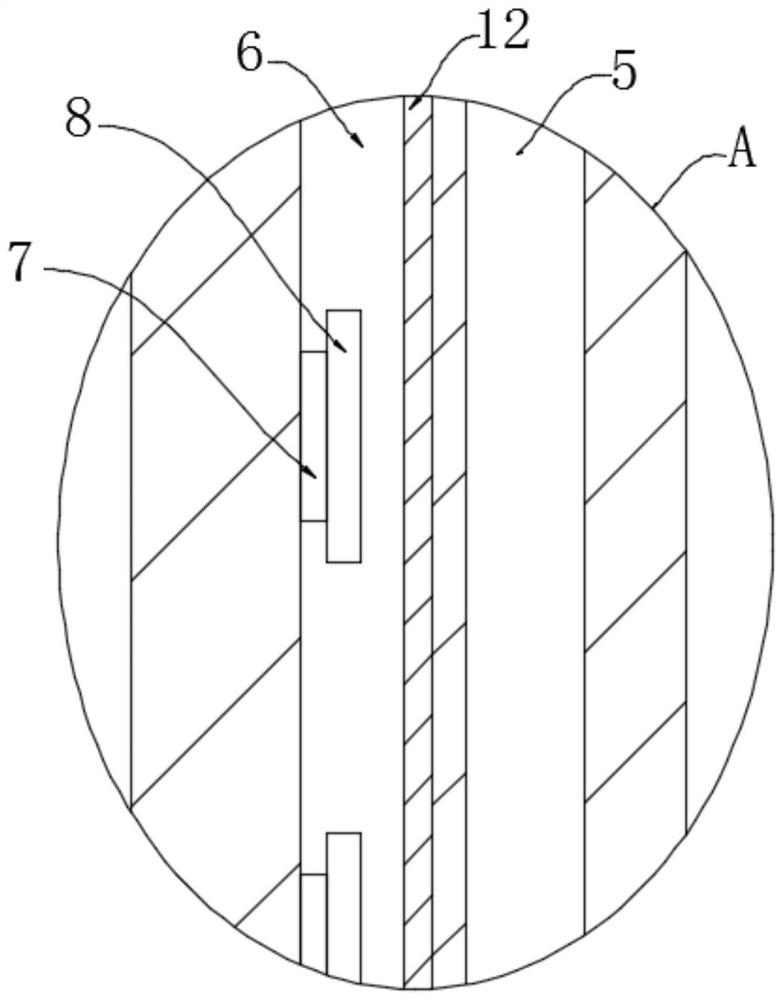 Universal blow molding mold for uniform machining