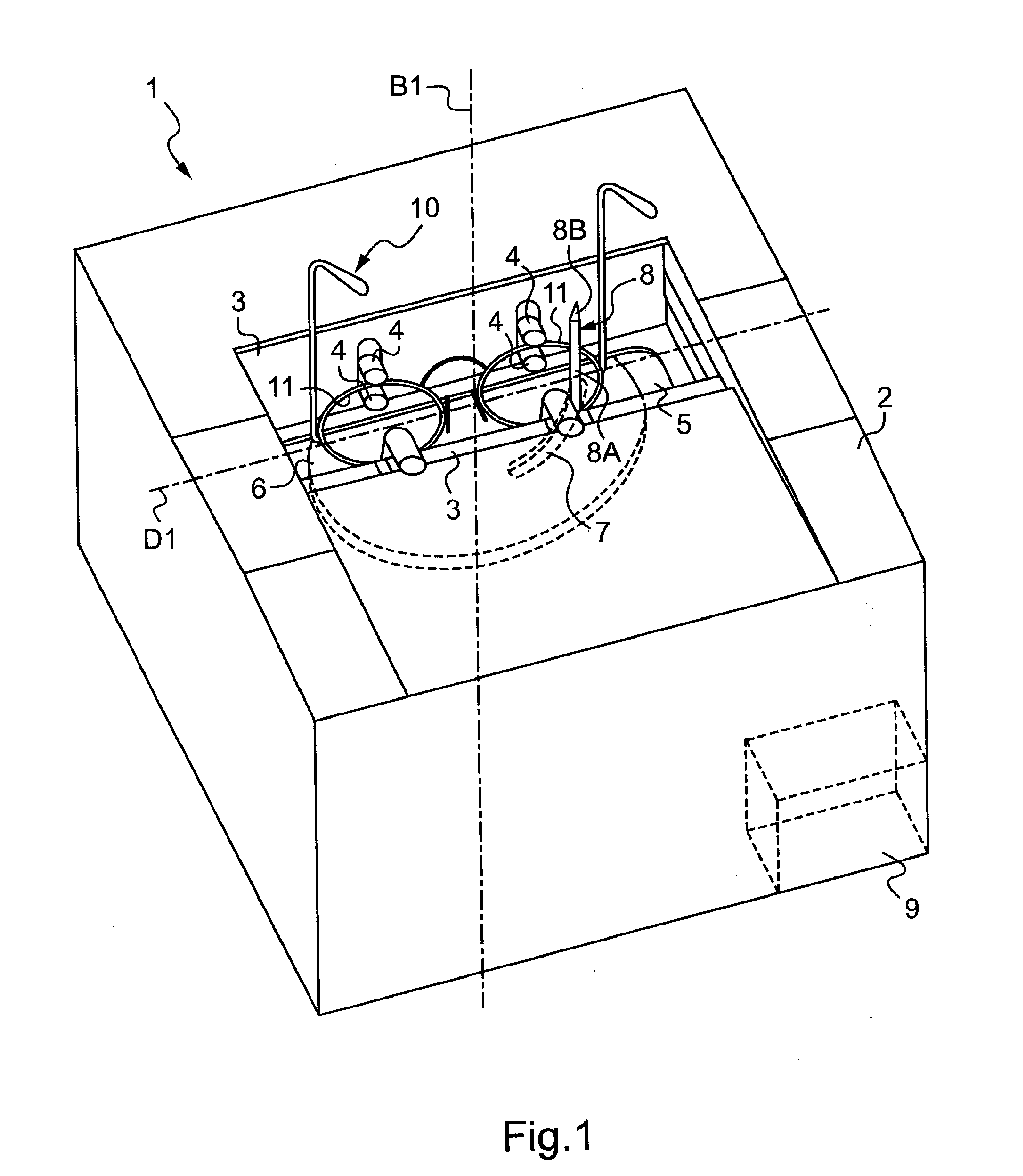 Method of preparing an ophthalmic lens with special machining of its engagement ridge