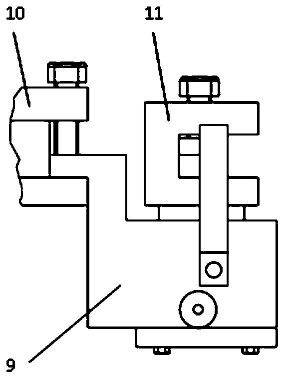 Tool setting device