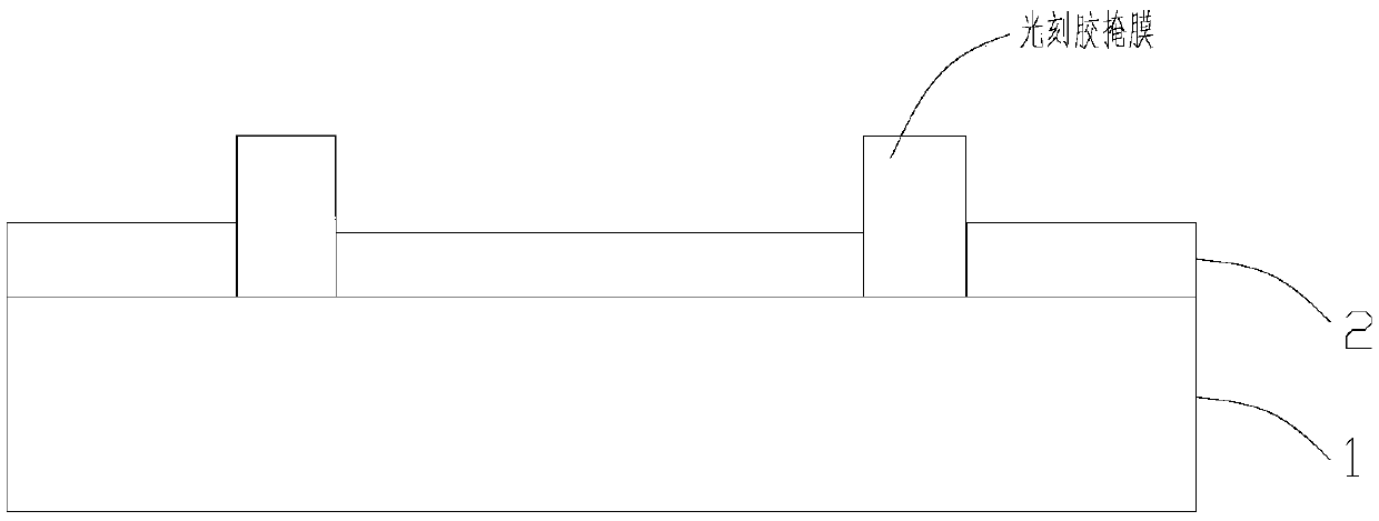 Top-emitting qled device and method of making the same