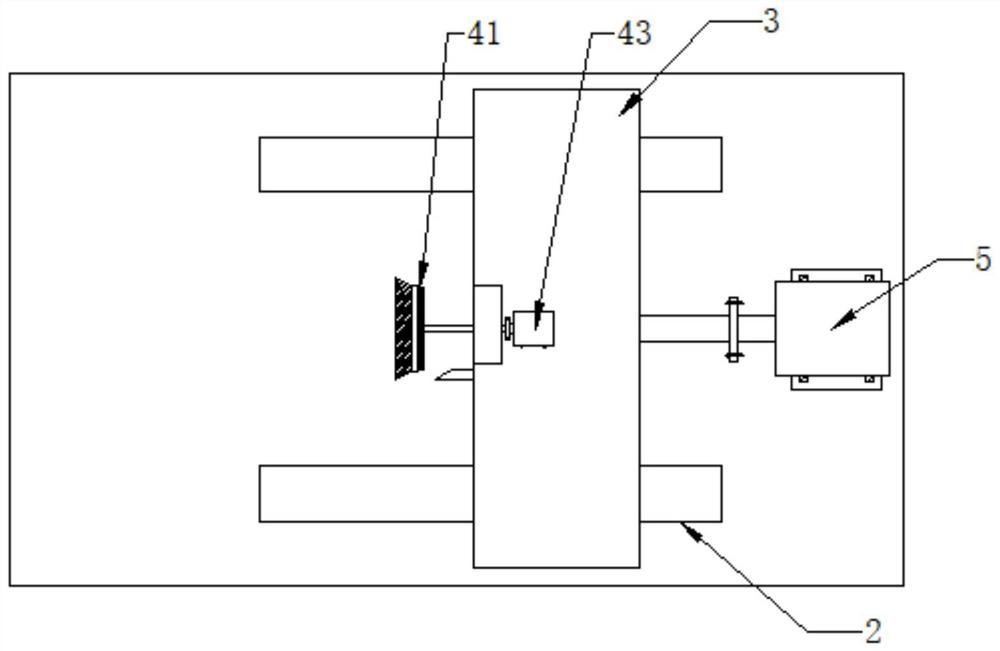 Self-lubricating shaft sleeve chamfering device