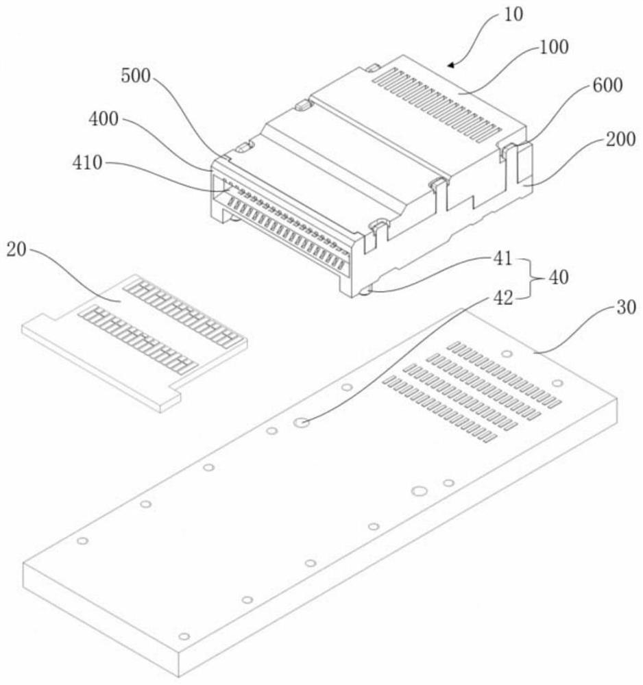 High-speed signal transmission connector and assembling method thereof