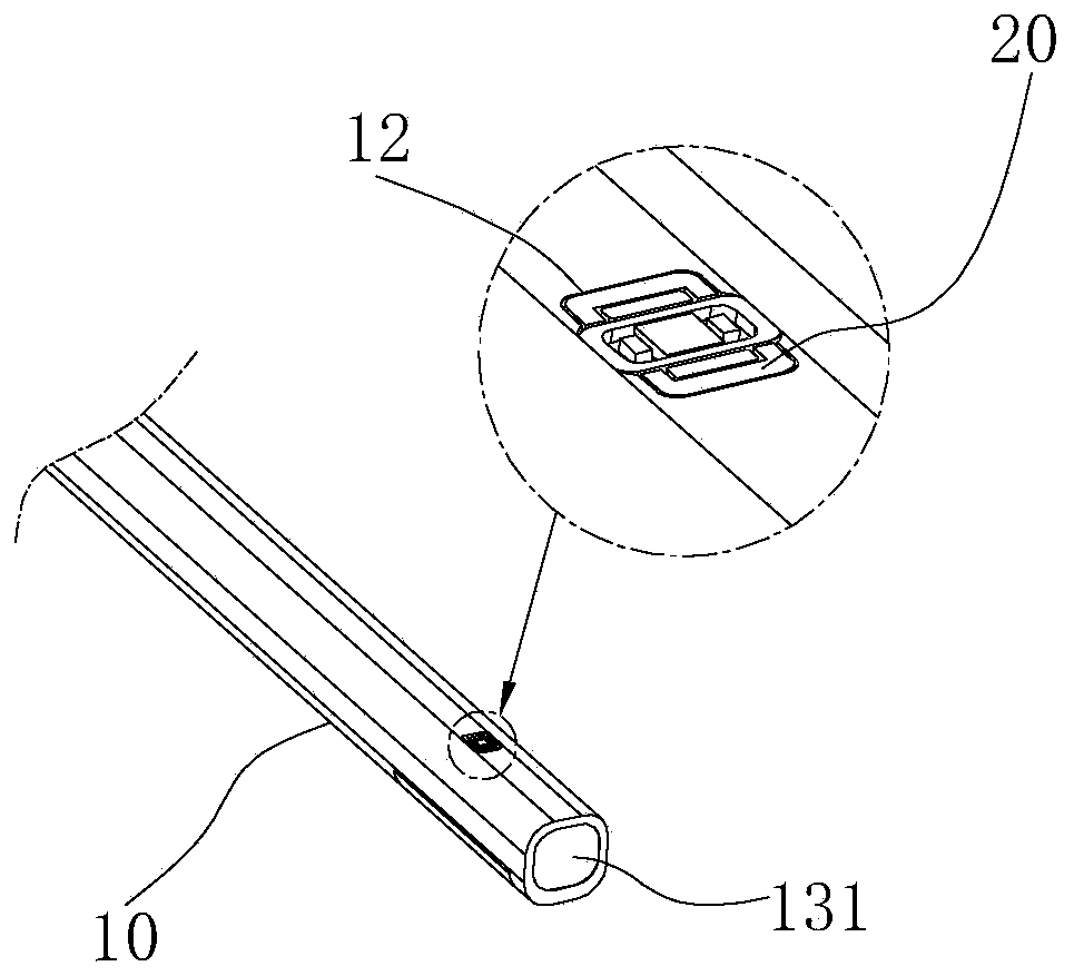 Sports handle, jump rope handle, having heart rate detecting function and activity monitoring method thereof