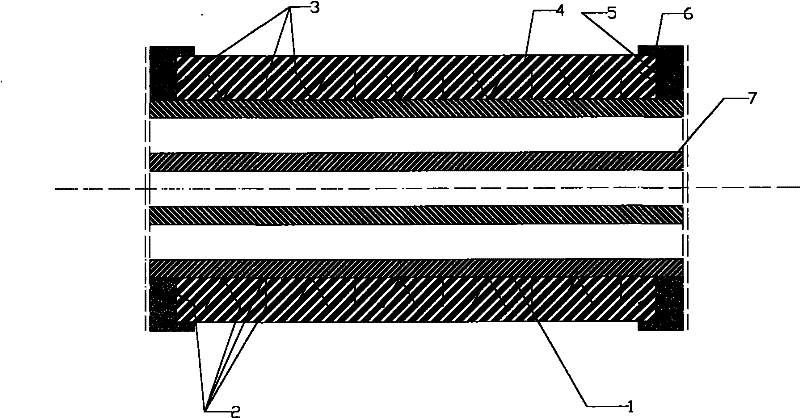 Novel heat insulation protective layer structure of furnace roller and preparing method thereof