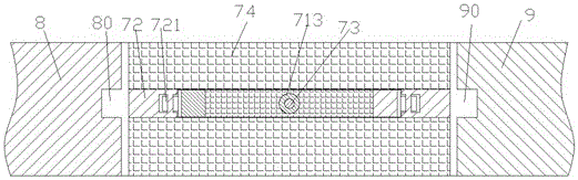 Noise reduction type covering device for moving gap