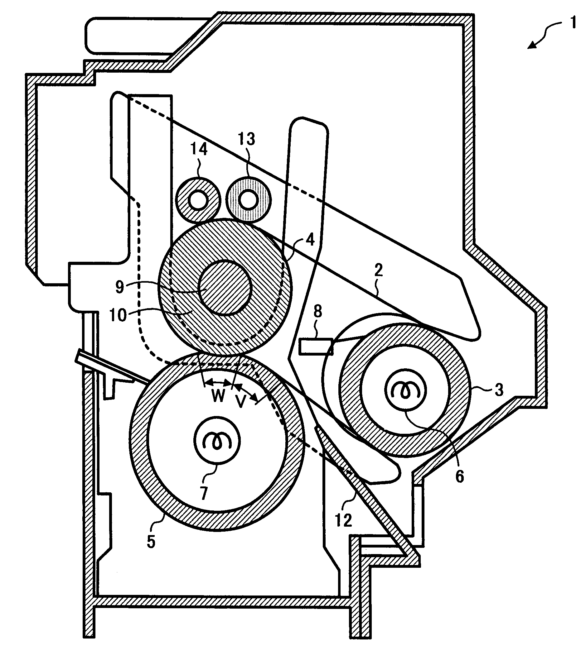Image forming apparatus and fixing apparatus for fixing toner image by using belt