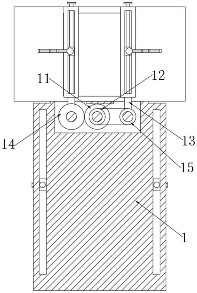 Delivery aiding device for obstetrics and gynecology department and use method thereof