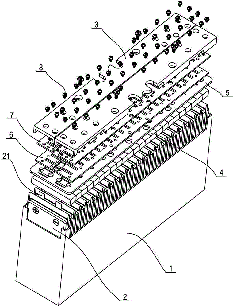 Compression joint type power battery assembly structure, assembling method and electric vehicle