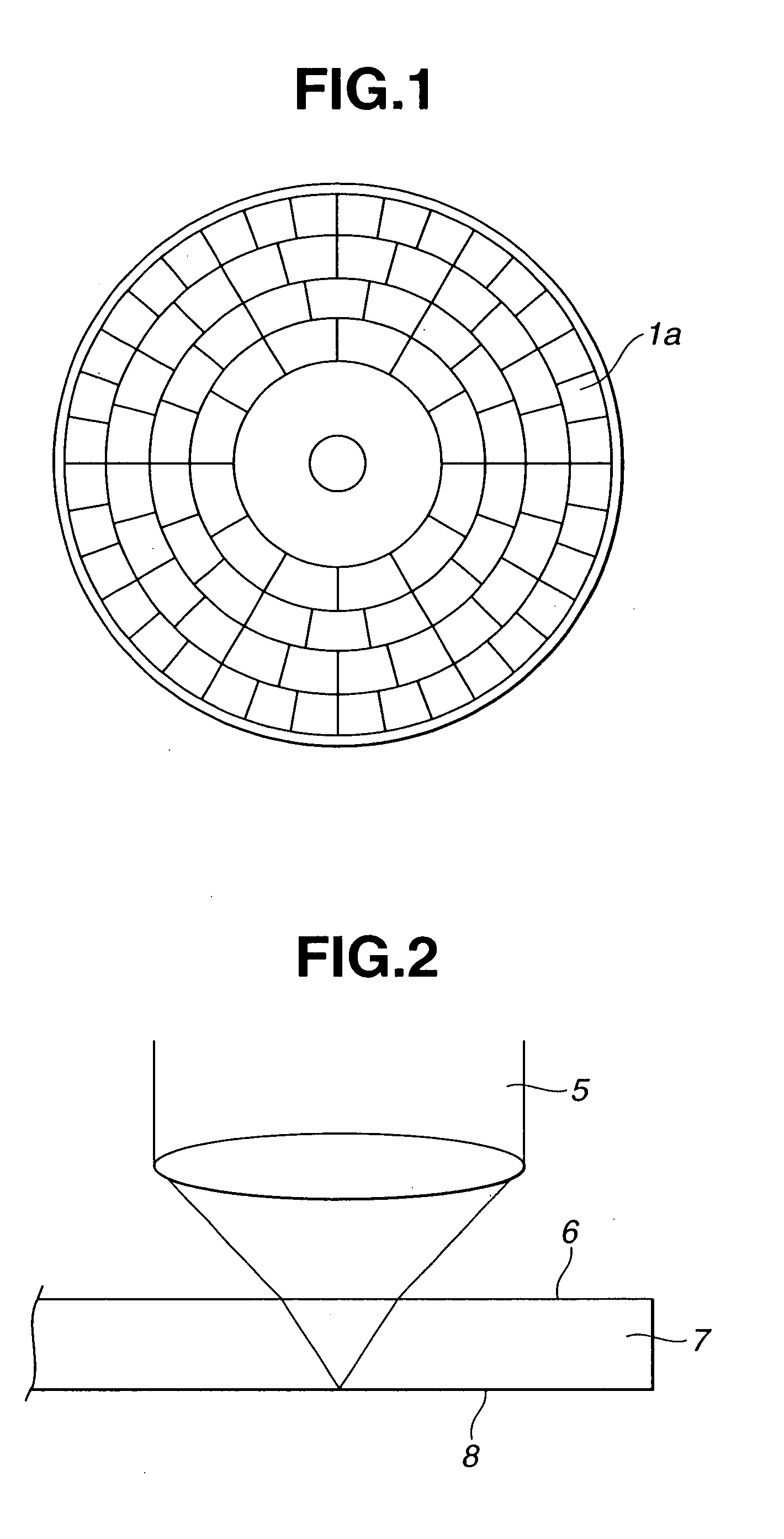 Preheating bulk erasing device for magneto-optical disk