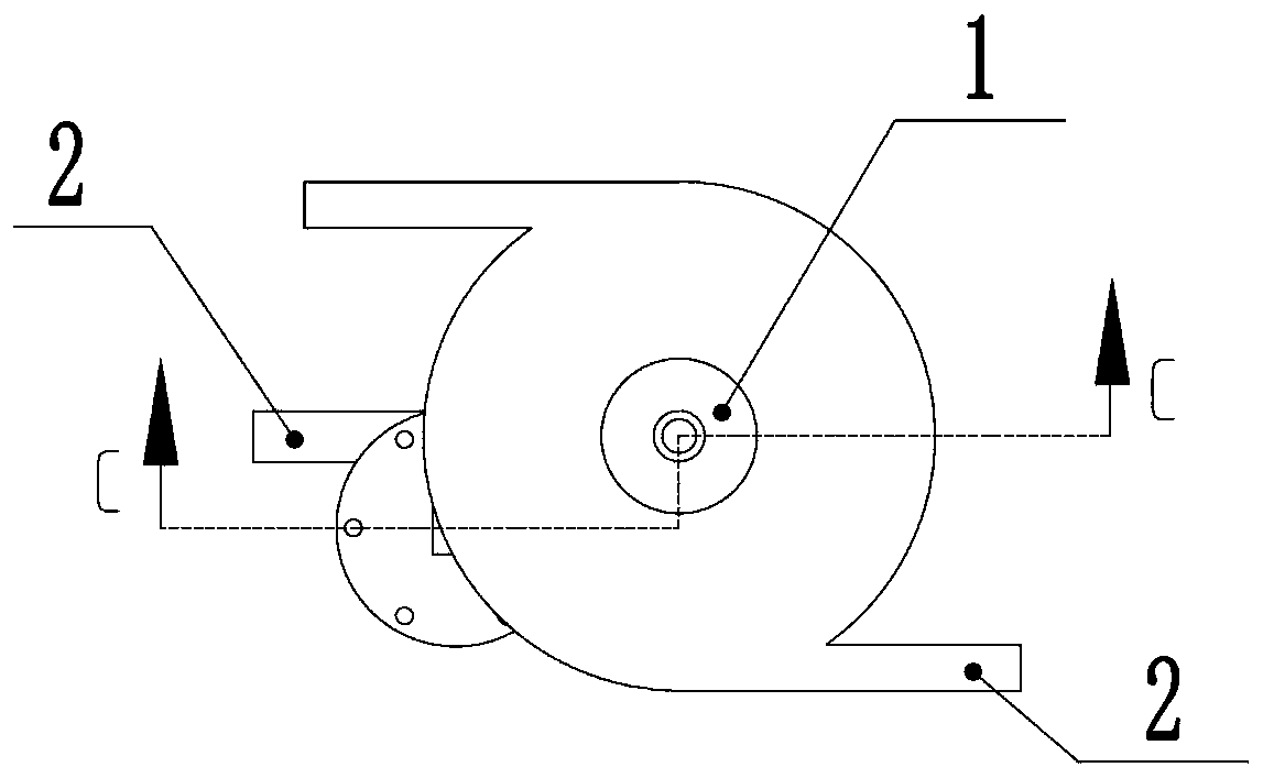 Split-flow filtration type gas-liquid-solid three-phase cyclone separation apparatus