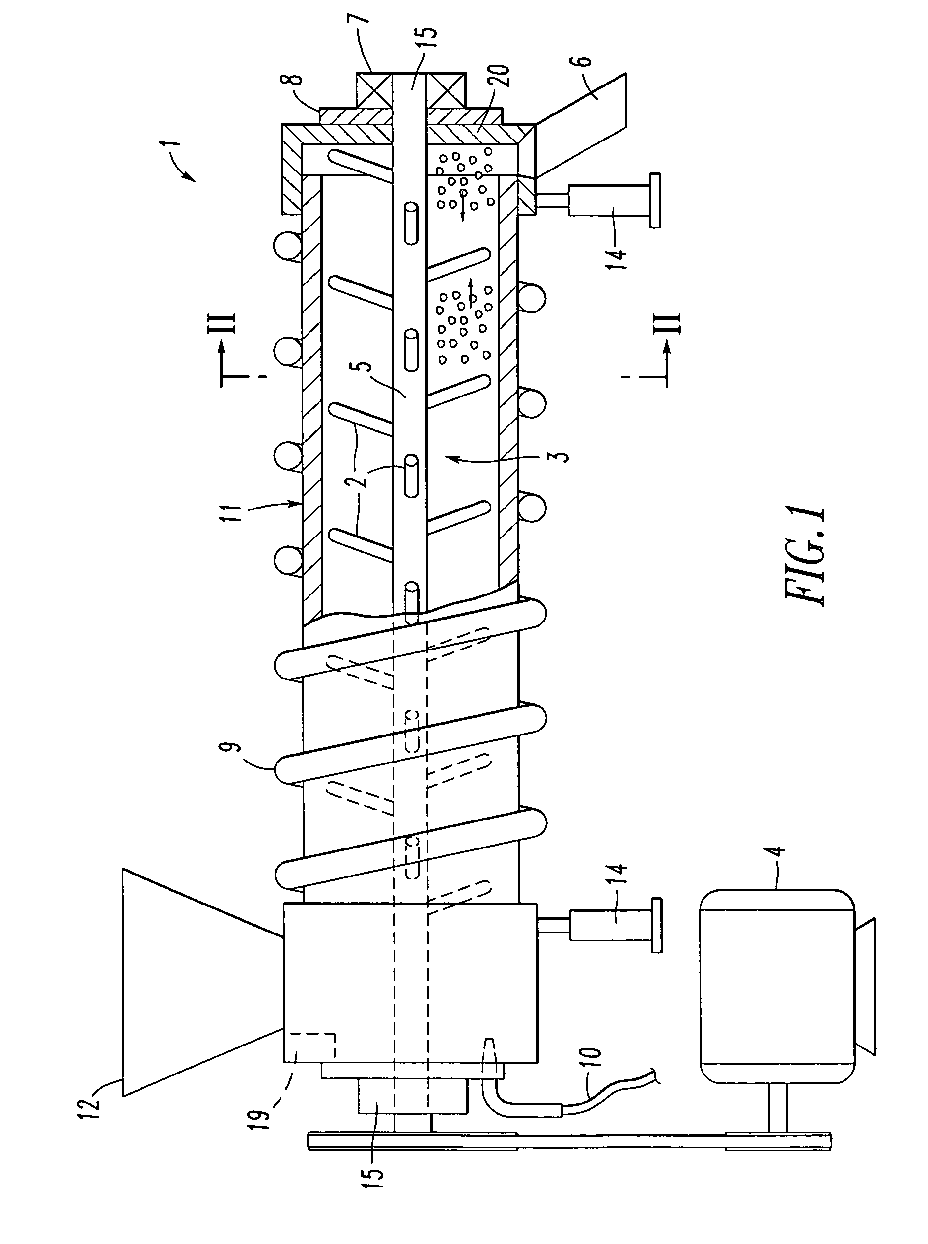 Method and apparatus for pulverizing solid materials