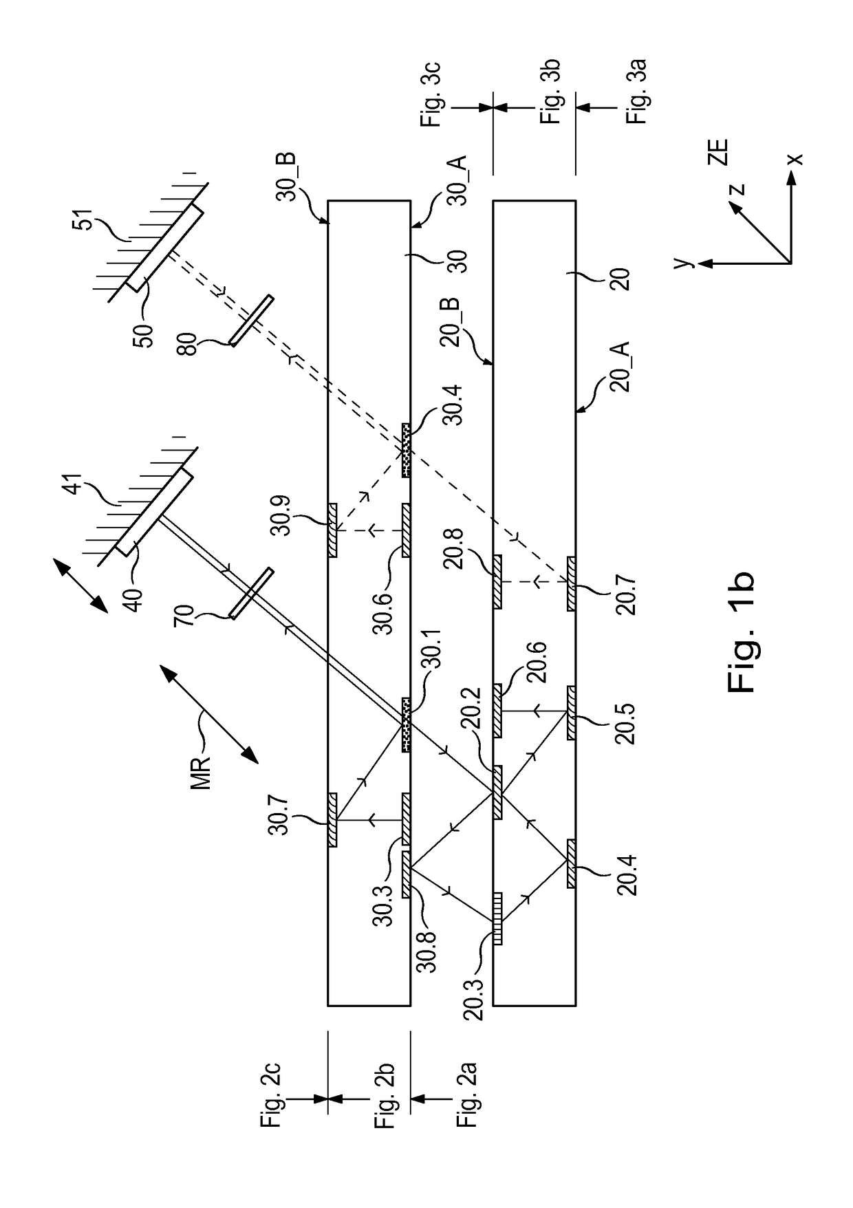 Interferometer having two transparent plates in parallel for making reference and measurement beams parallel