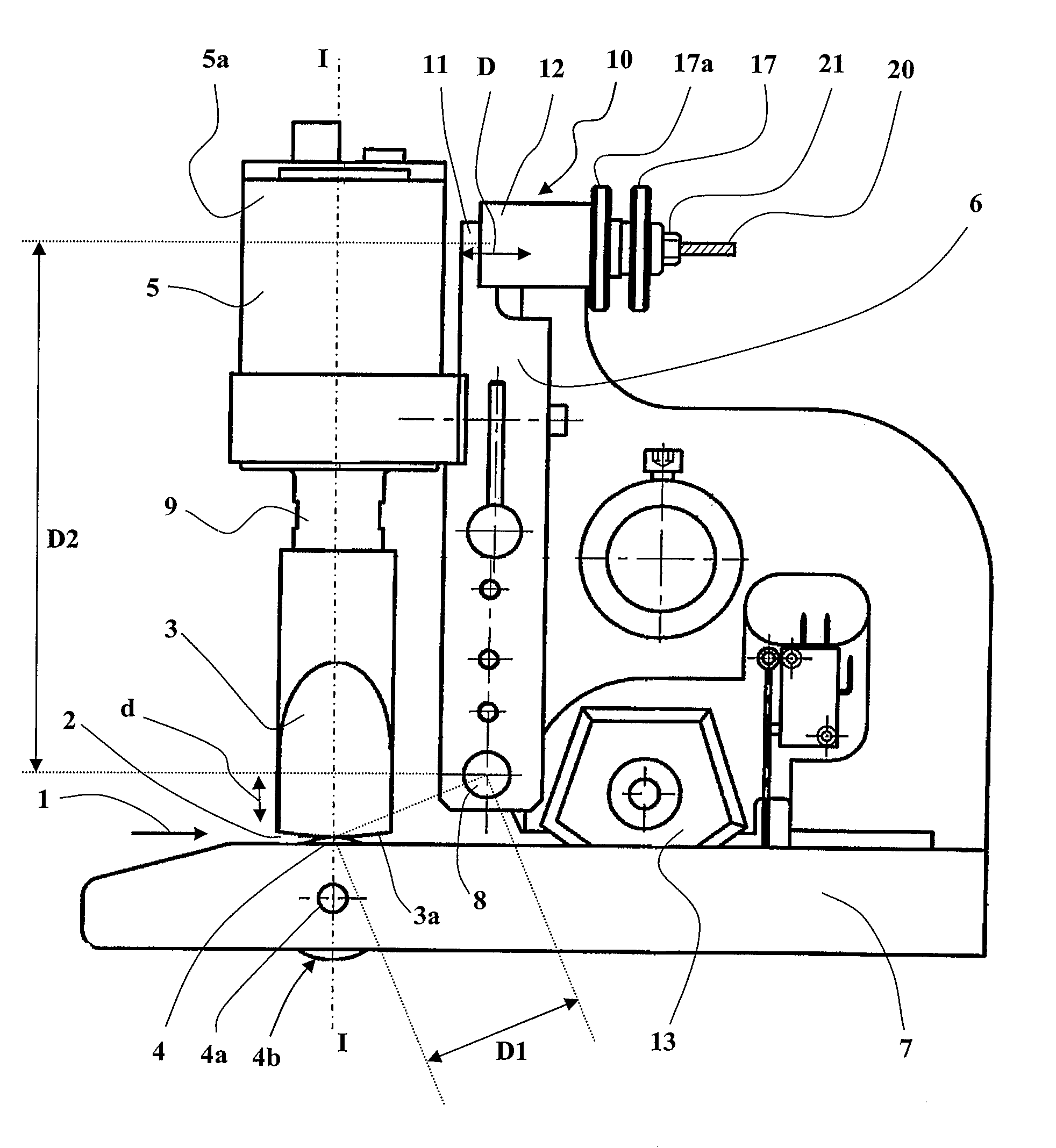 Method and device for ultrasound processing of a material web