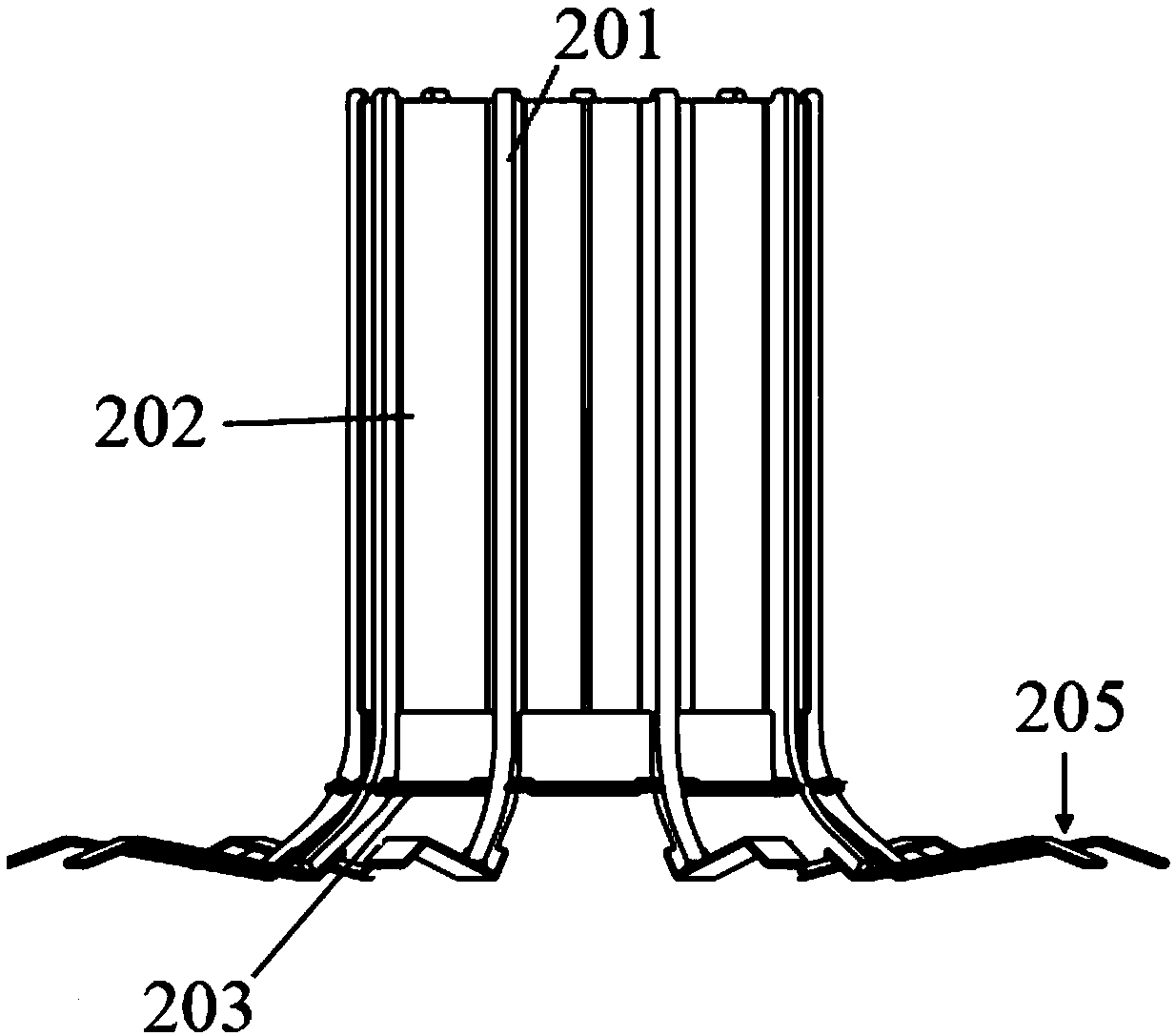 Auto-expanding focusing electrodes and photomultiplier tubes for photomultiplier tubes