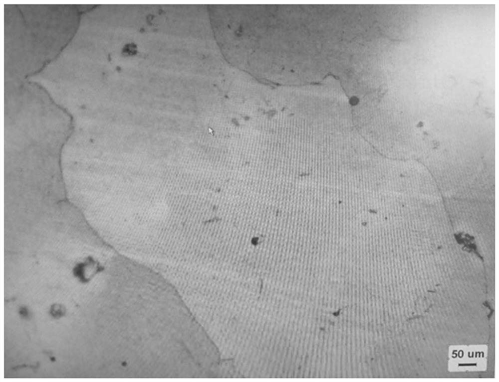 Method for reducing special-shaped powder in high-alloying nickel-based alloy powder