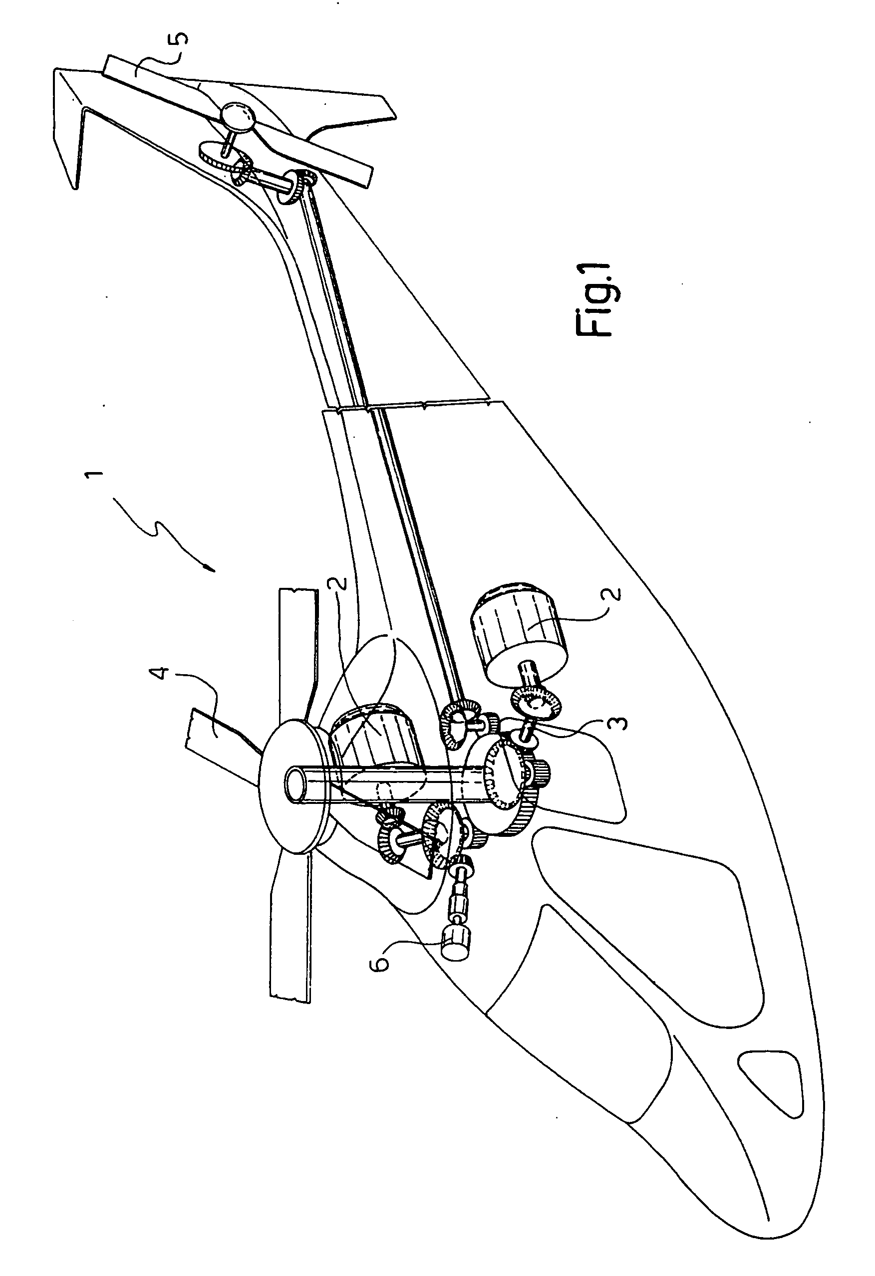 Helicopter with an auxiliary lubricating circuit