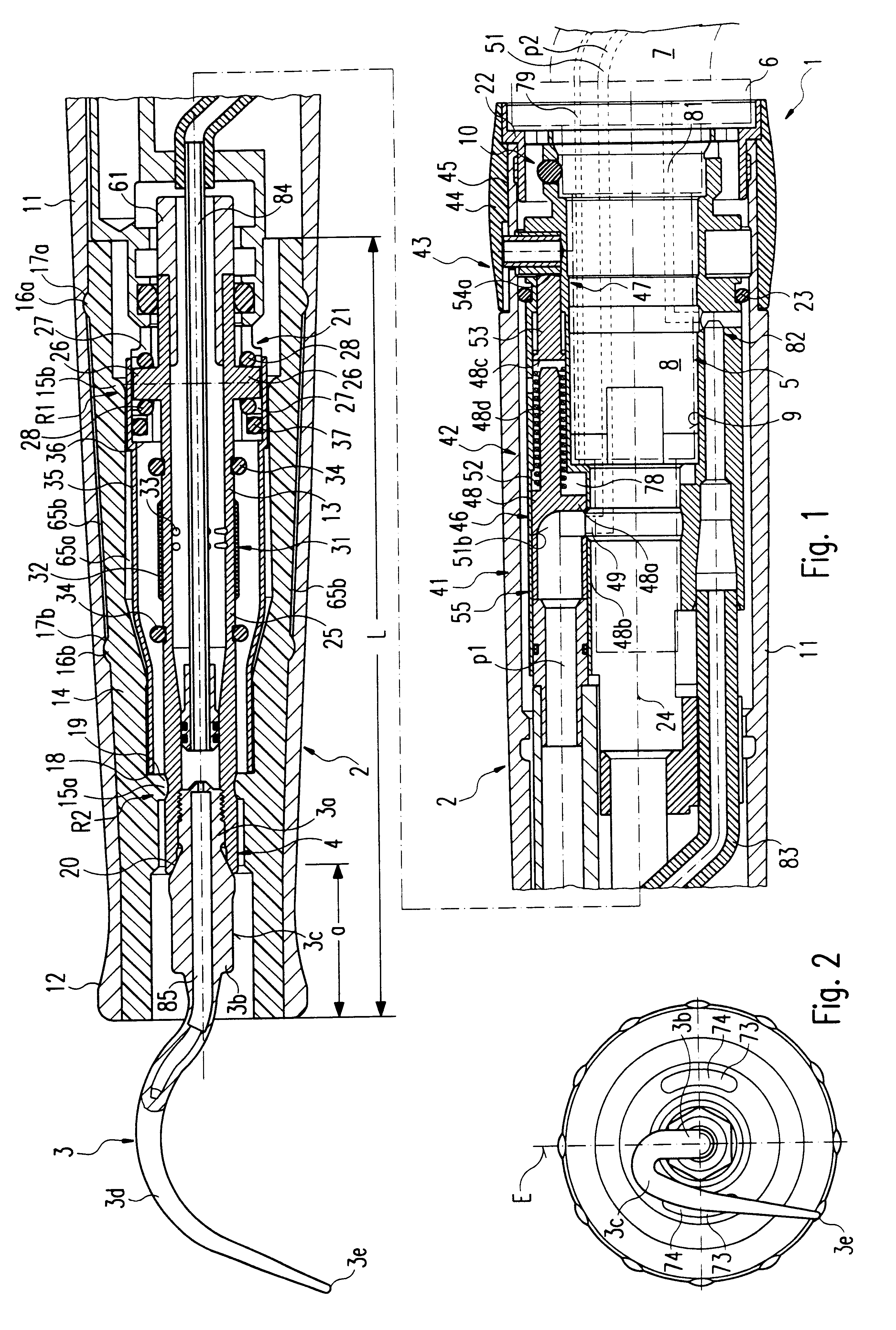 Medical and/or dental instrument with a pneumatic oscillatory