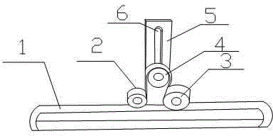 Device with well tightened conveyor belt