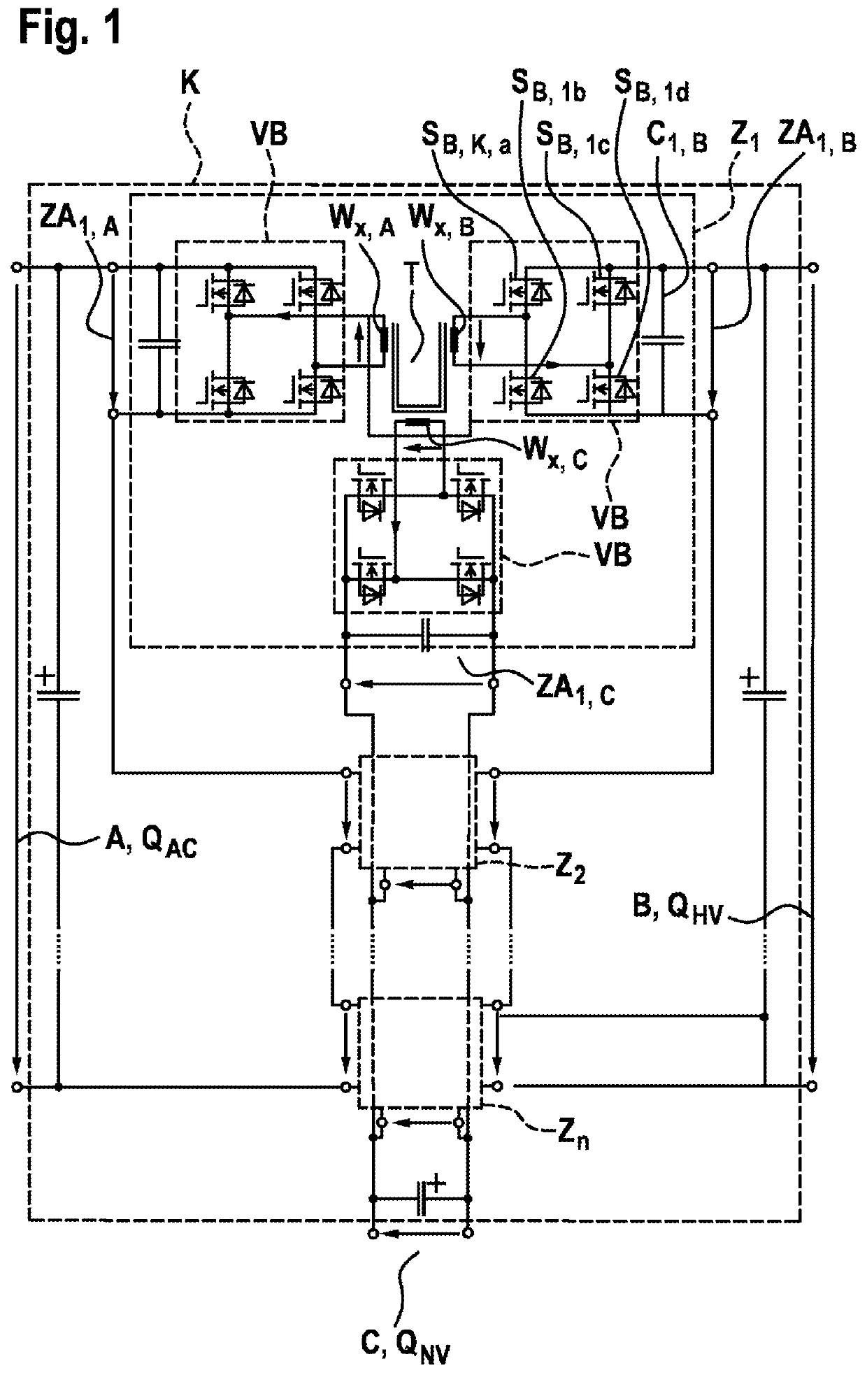 Isolated DC/DC converter for controlling power flows between three DC terminals