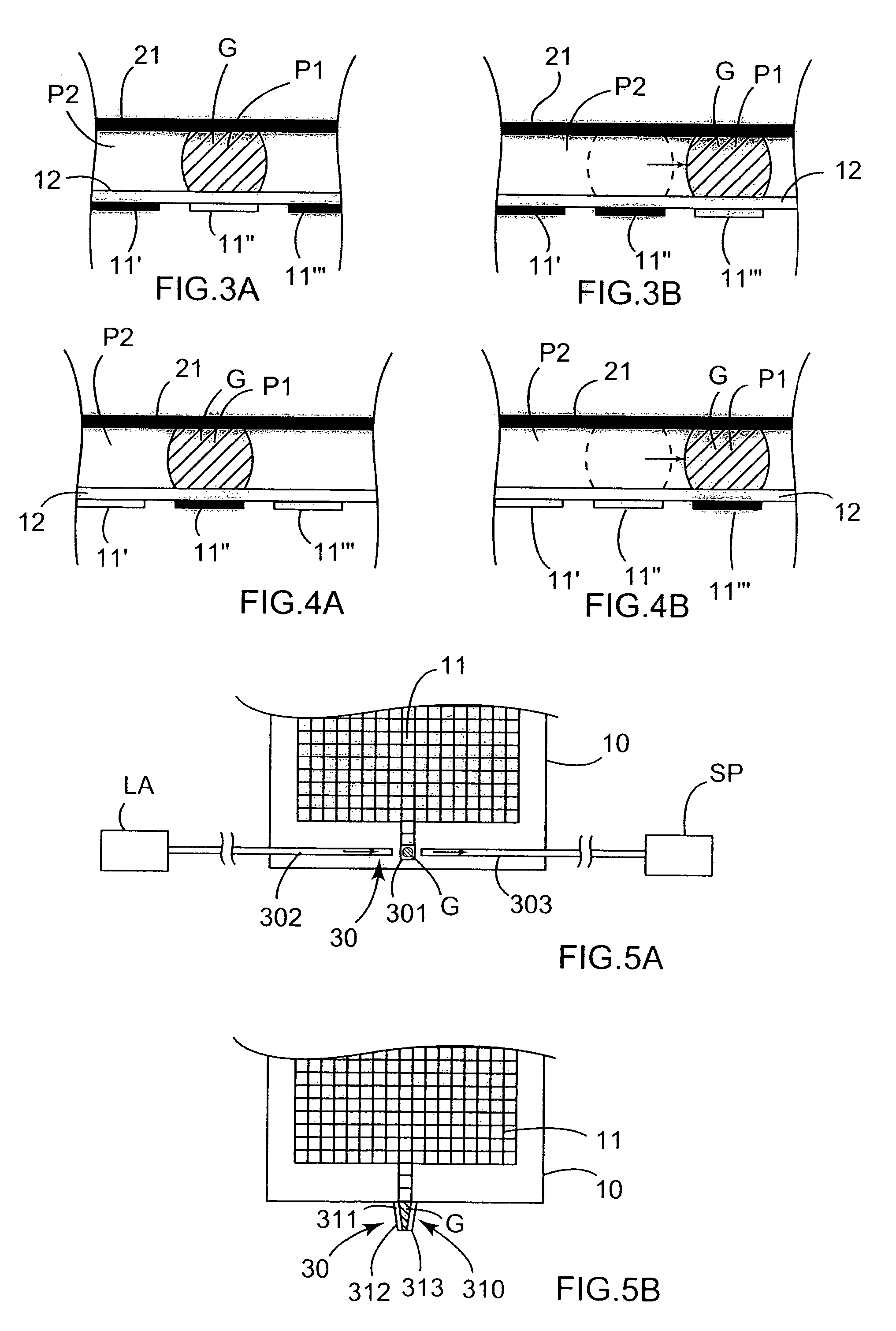 Microfluidic method and device for transferring mass between two immiscible phases