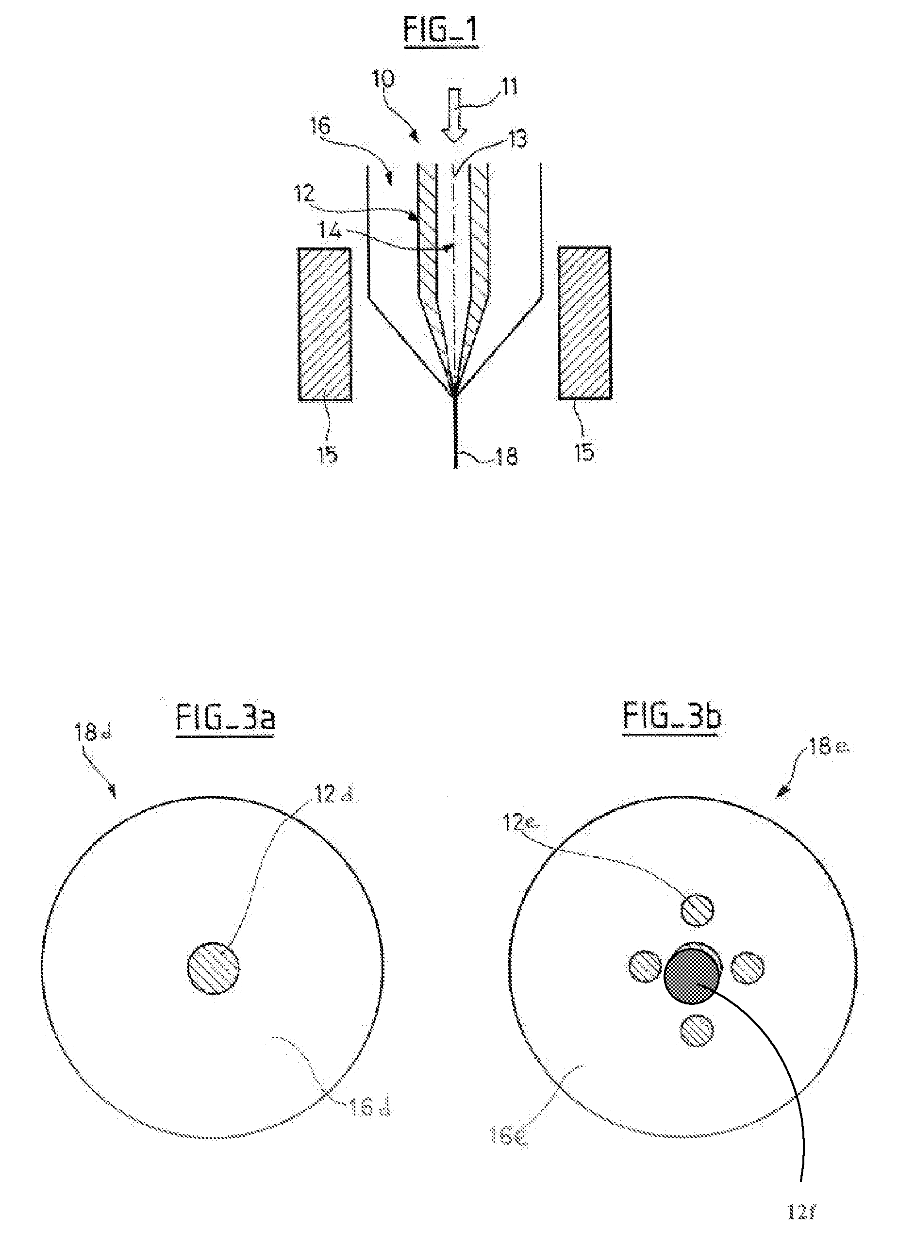Method for Making an Optical Fiber Comprising Nanoparticles and Preform Used in the Manufacture of Such a Fiber