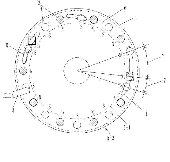 Turntable sensing element with adjustable magnetic fluxes of magnetic blocks and points