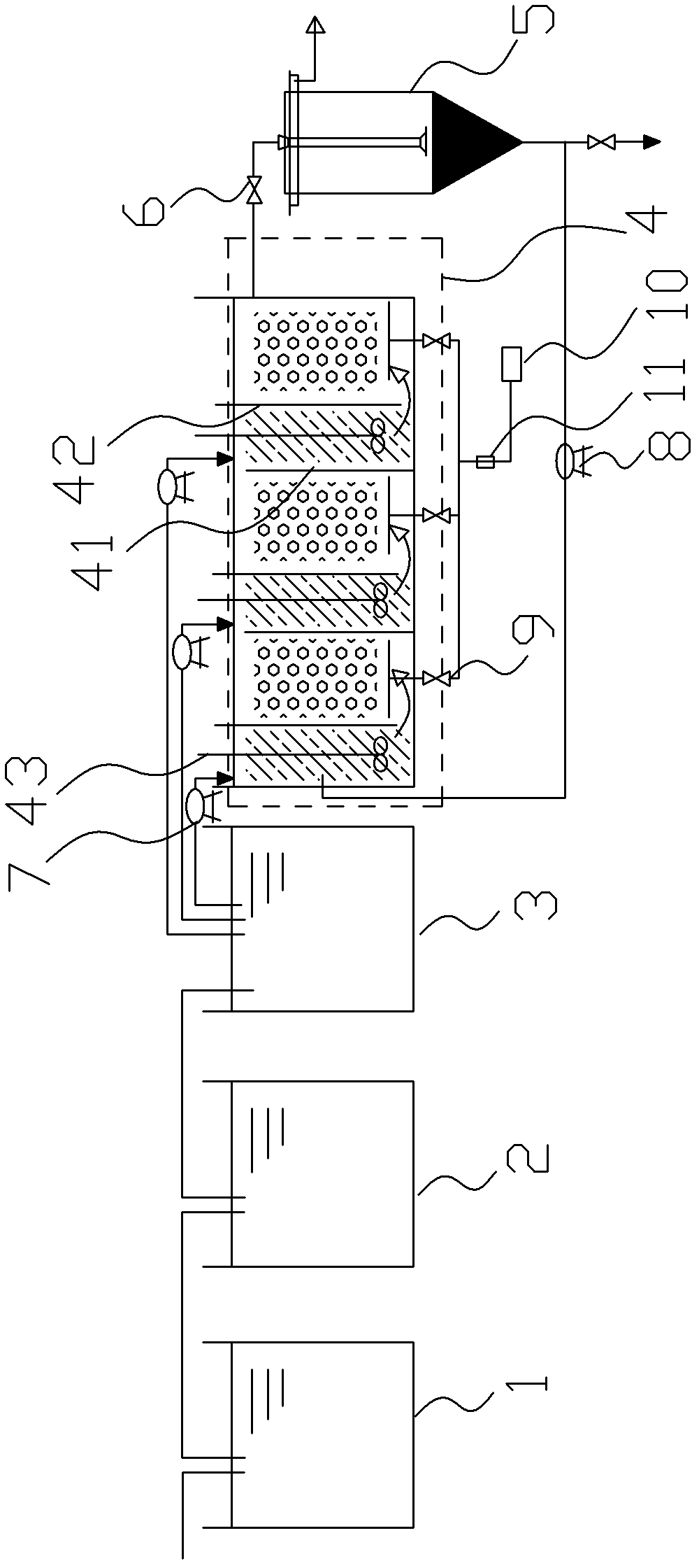 Device and process for biochemically denitrifying high-ammonia nitrogen tanning wastewater