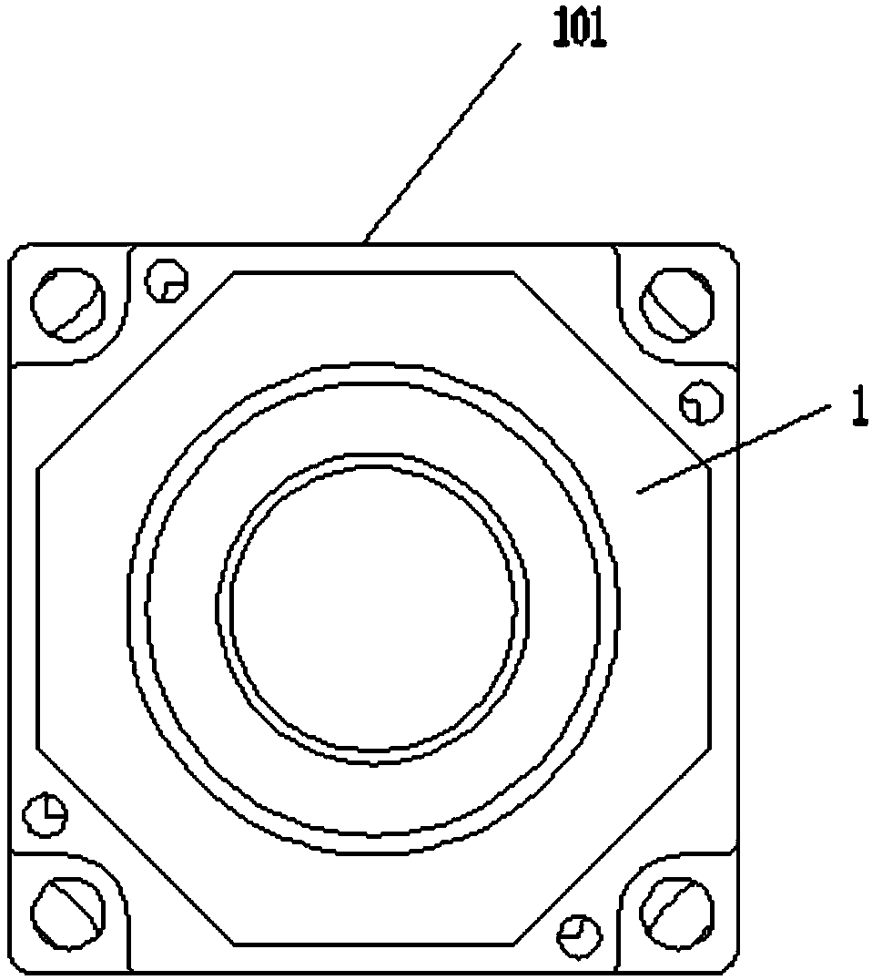 Four-jaw chuck for preventing workpiece deformation