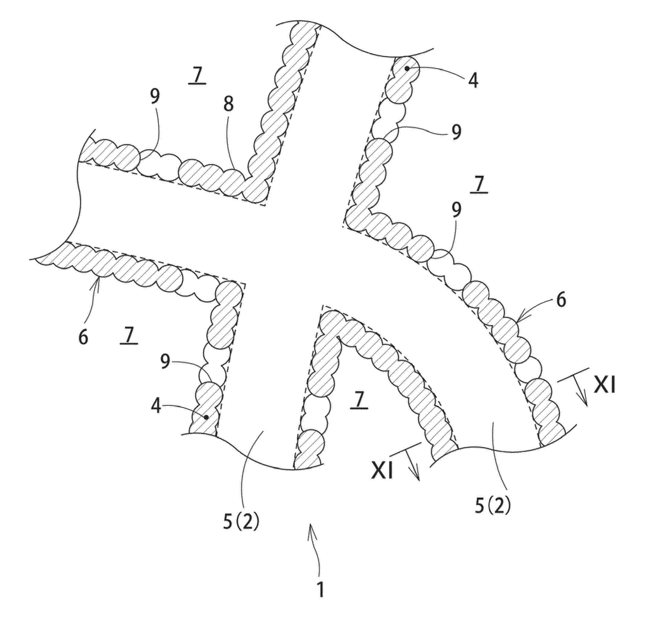 Porous sintered body and method of making the same