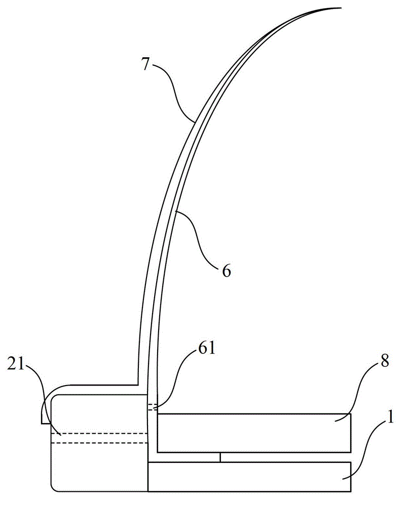 Ventilating soles and ventilating shoes