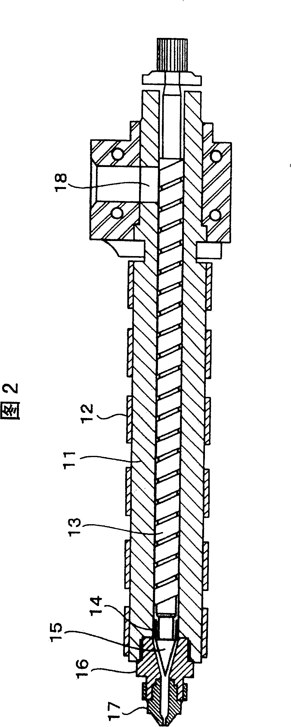 Injection molding device and member used thereof and surface treatment method