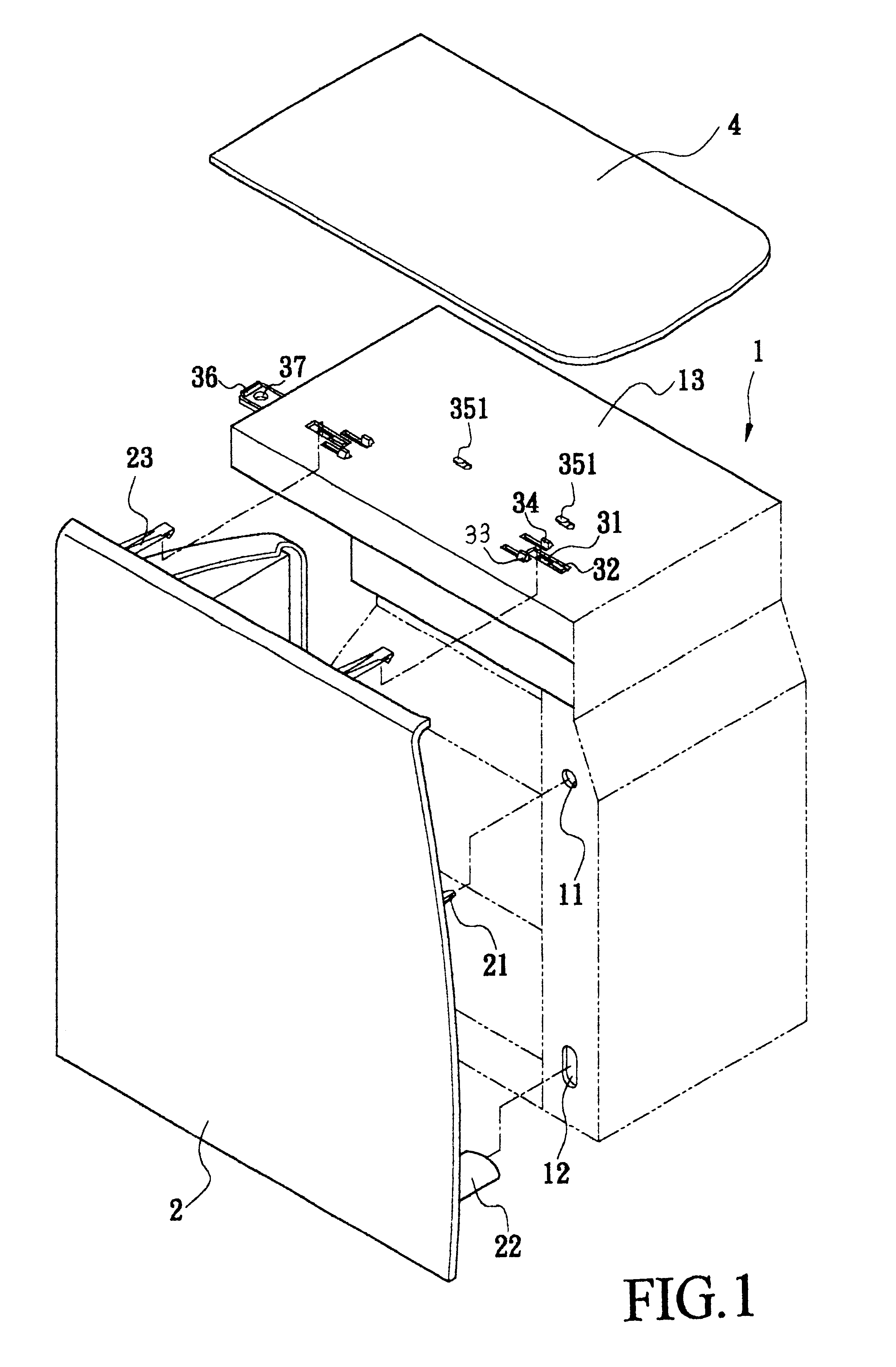 Retaining device for a side cover of a computer casing