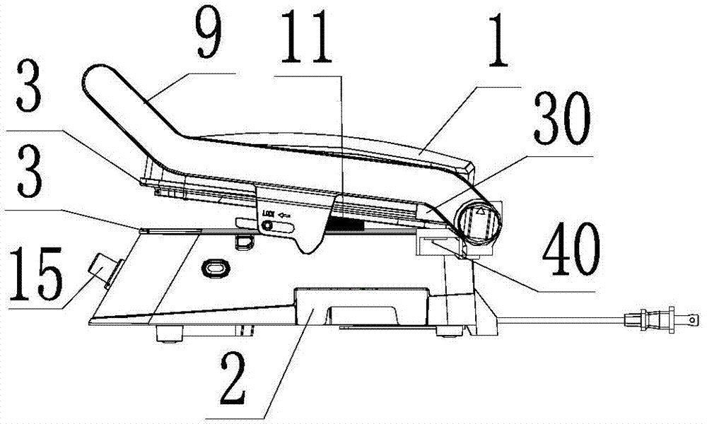 Baking device and food baking method thereof