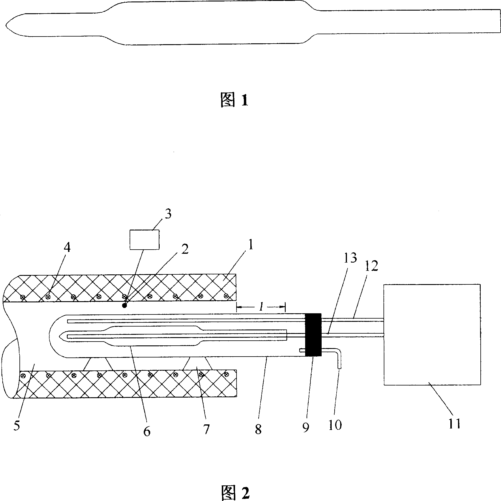 Carbon film coating method and device for quartz crucible for use in crystal growth