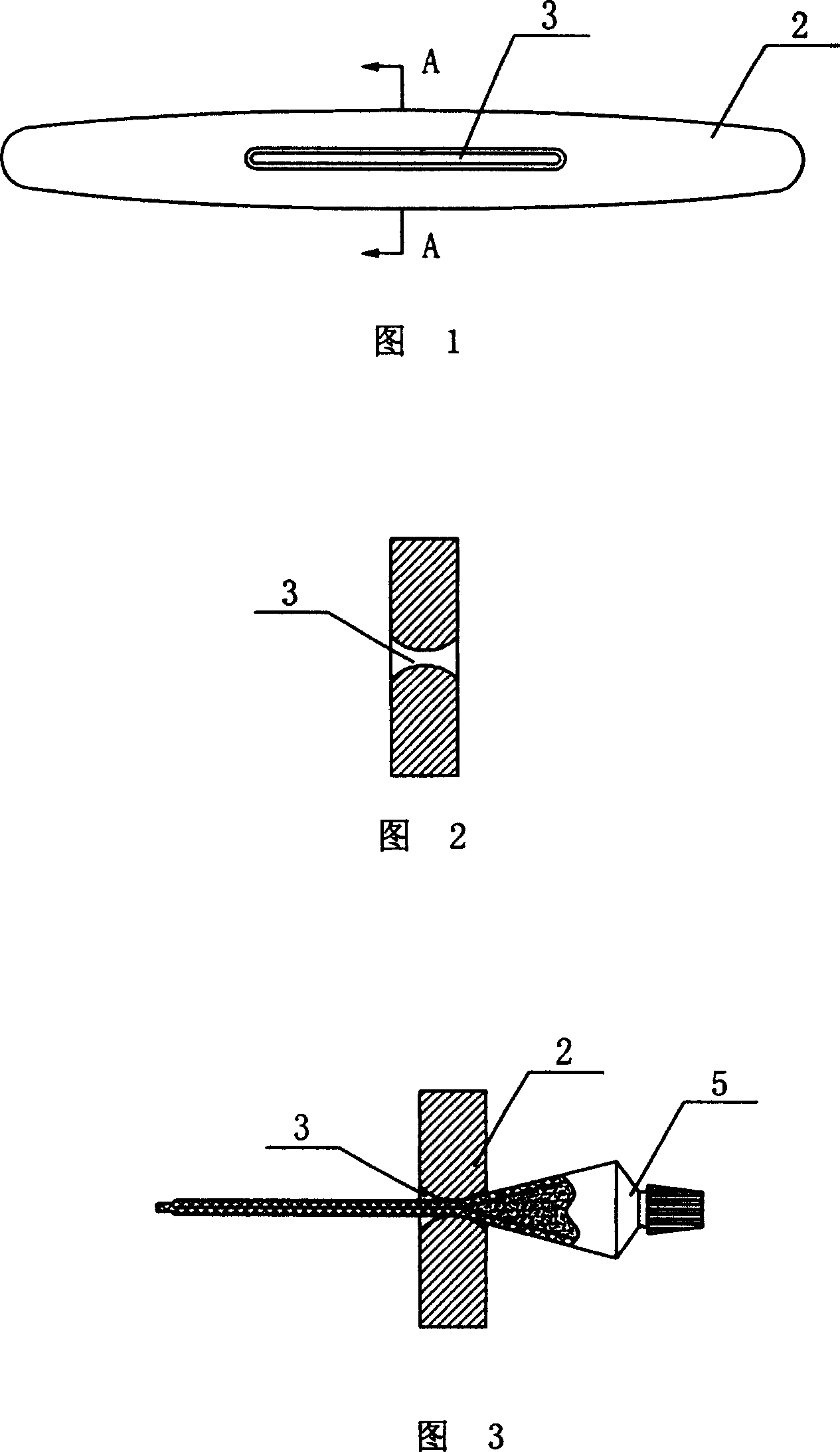 Tooth-paste extruding device and toothbrush with same