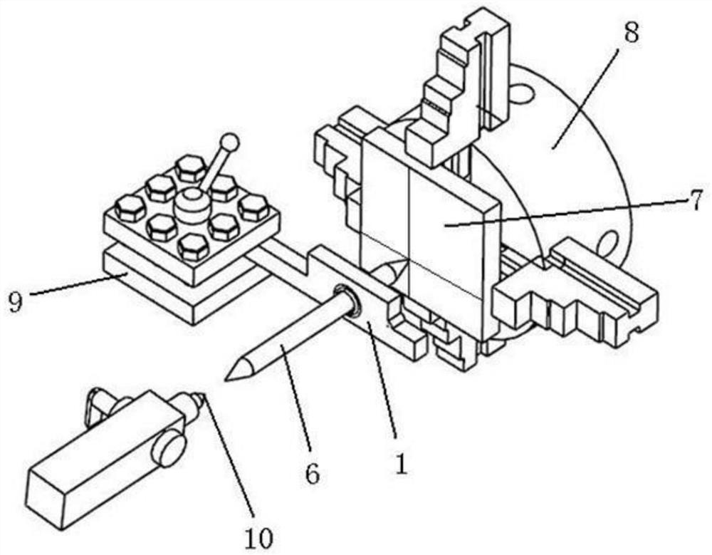 Alignment instrument for eccentricity alignment of lathe four-jaw chuck and alignment method