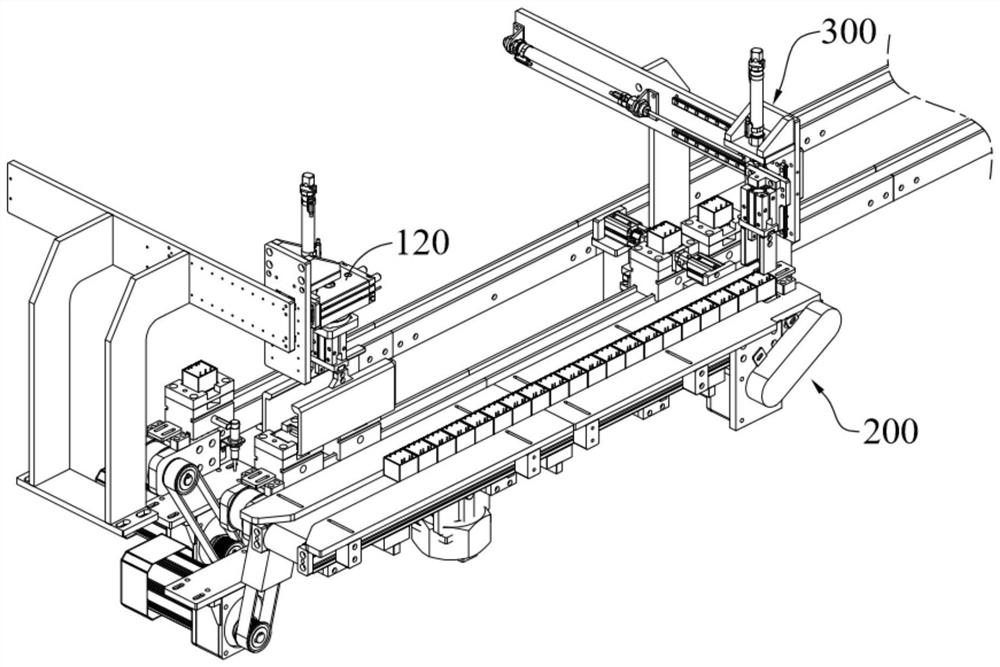 Transmission device at production front end of transformer