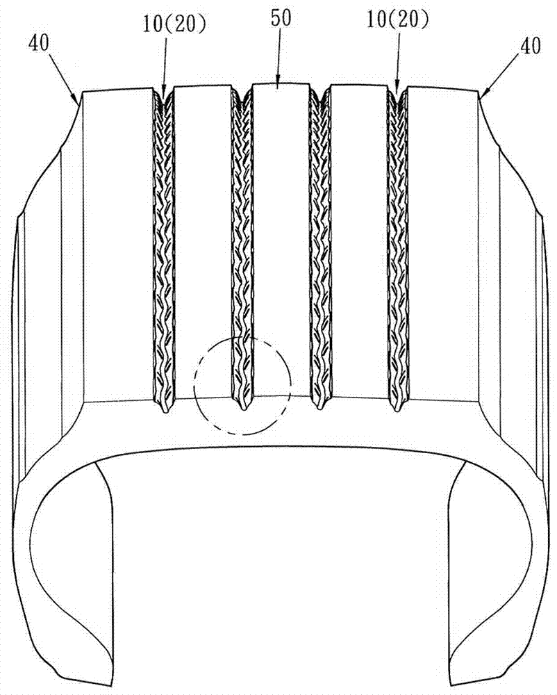 Structure for preventing stone from being clamped in tire slot