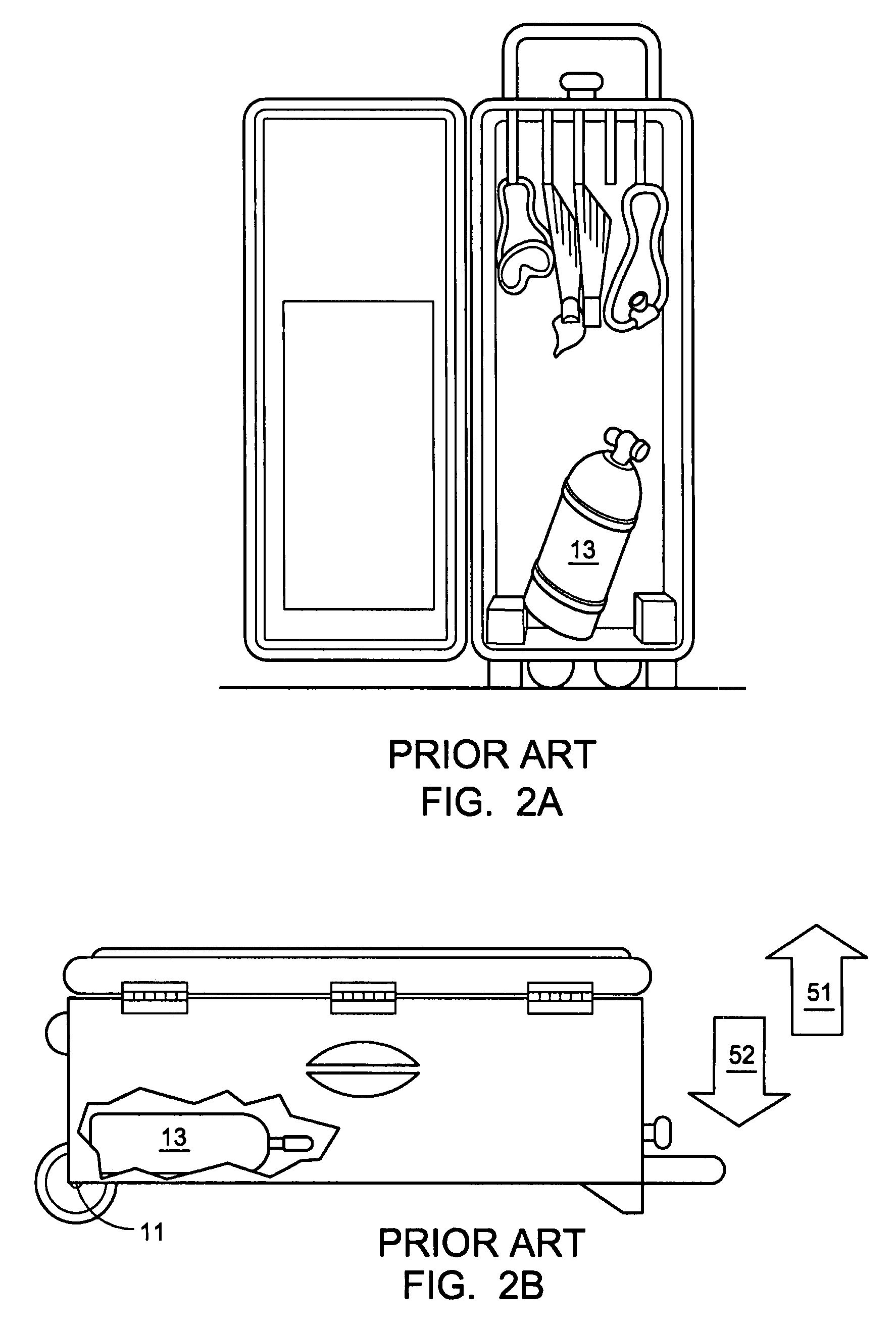 Tote device having a distributed weight load for reducing the total weight load borne by a user