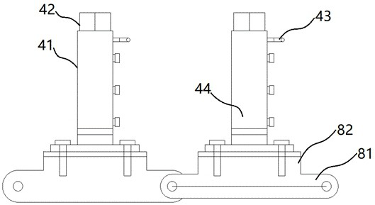 Liquid level interlocking automatic casting system