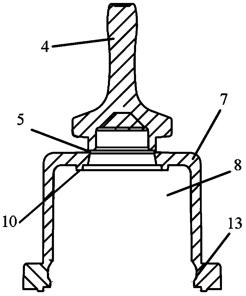 Single-folding-handle type infusion assembling cover and preparation method thereof