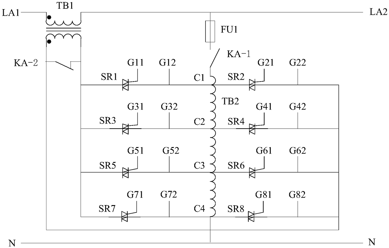 Partitioned auto-coupling compensation type alternating-current voltage stabilizer