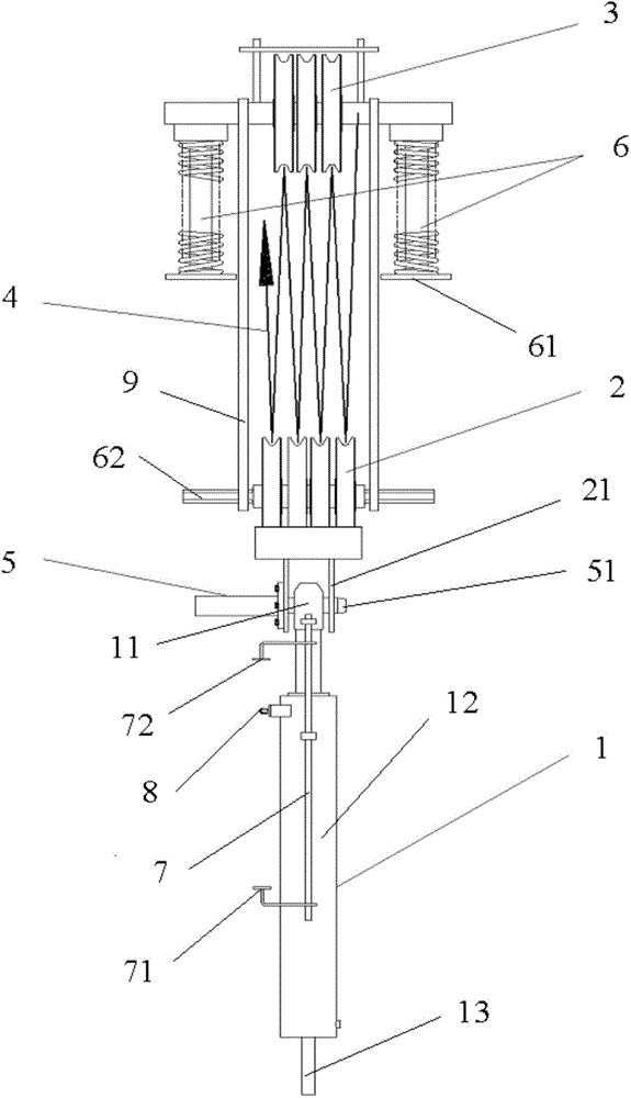 Oil cylinder driving lifting mechanism and dynamic compactor